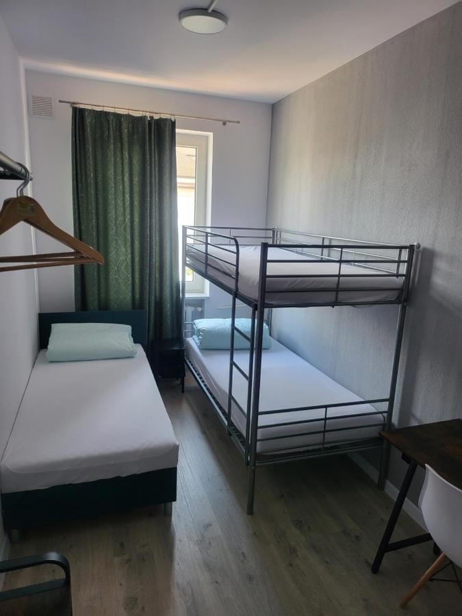 Rooms4Rest Wiertnicza - Private Rooms For Tourists - Atr Consulting Sp, Z O,O, Warsawa Bagian luar foto