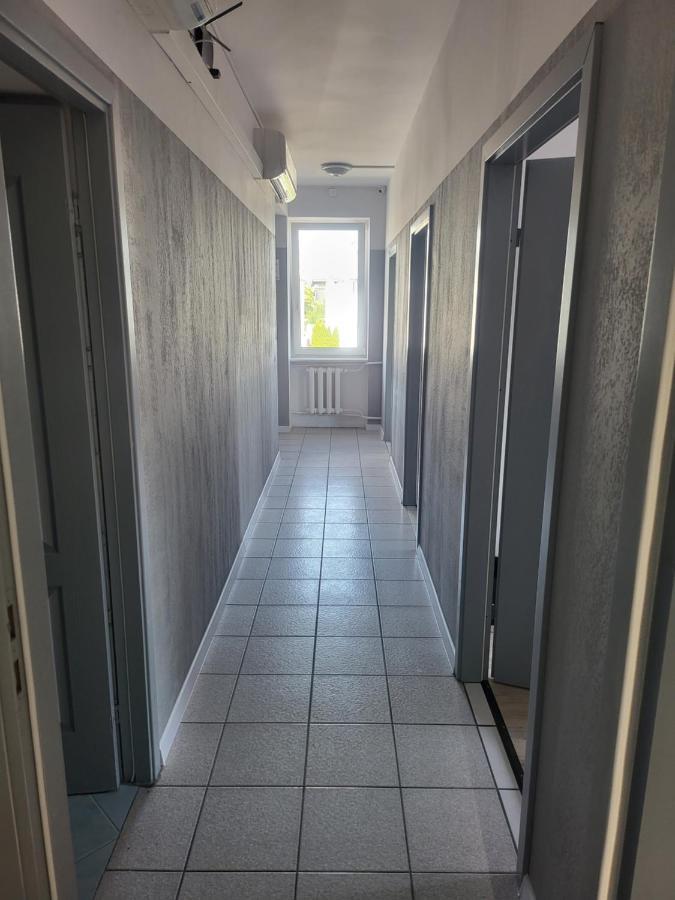 Rooms4Rest Wiertnicza - Private Rooms For Tourists - Atr Consulting Sp, Z O,O, Warsawa Bagian luar foto