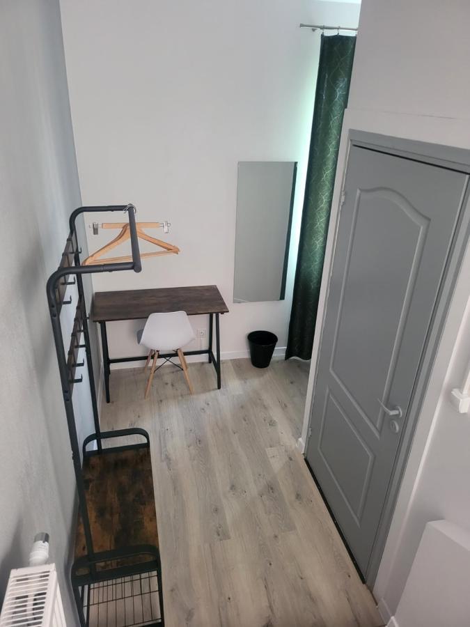 Rooms4Rest Wiertnicza - Private Rooms For Tourists - Atr Consulting Sp, Z O,O, Warsawa Bagian luar foto