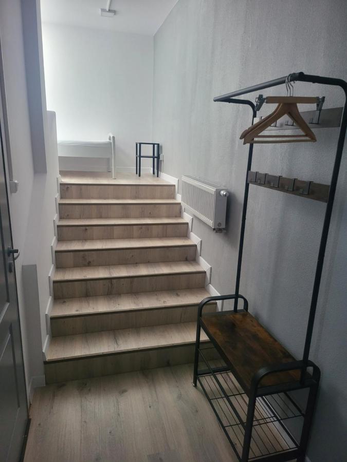 Rooms4Rest Wiertnicza - Private Rooms For Tourists - Atr Consulting Sp, Z O,O, Warsawa Bagian luar foto